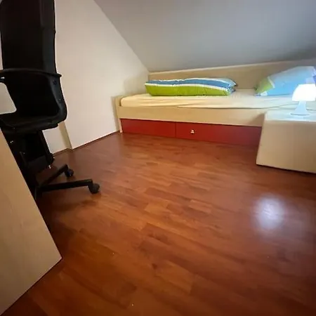 Apartment Prostorno In Prijetno Stanovanje *